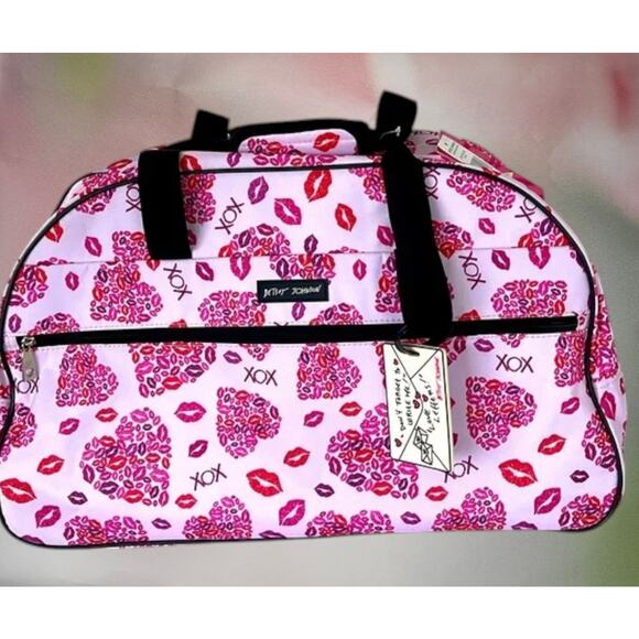 BETSEY JOHNSON CARRY-ON SOFTSIDE ROLLING DUFFLE BAG XOX NWT - Picture 1 of 8